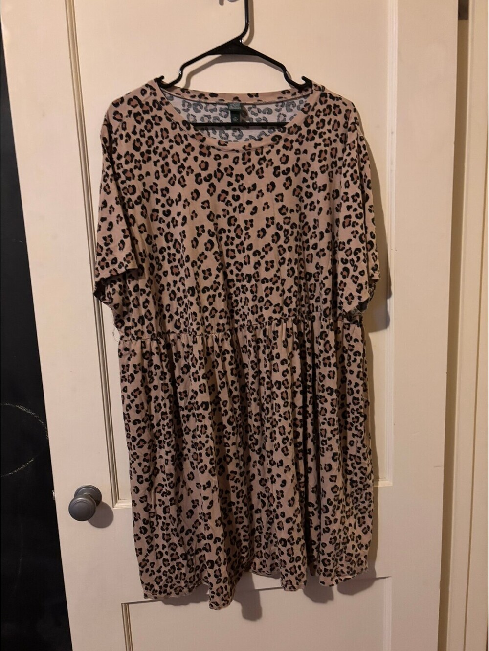 Leopard print short sleeve dress 2X